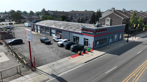 4181 Schaefer Rd, Dearborn, MI, 48126-3642 | Card Image