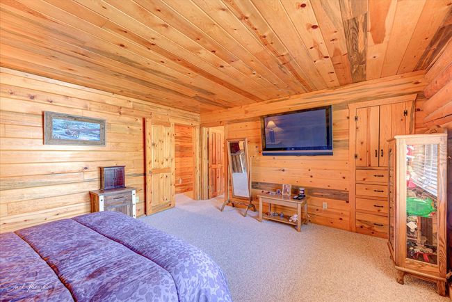 742 W Old Mullan Trl, Home with 4 bedrooms, 3 bathrooms and null parking in Elliston MT | Image 20