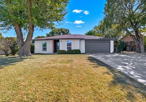 702 Coolwood Ln, Mesquite, TX, 75149-5322 | Card Image