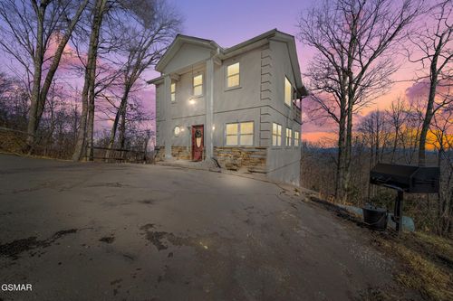 1956 Saint Moritz Dr, Gatlinburg, TN, 37738-3829 | Card Image