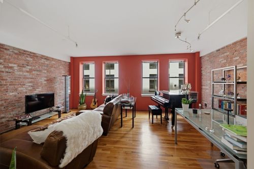 205-700 Church St, Nashville, TN, 37203-9601 | Card Image