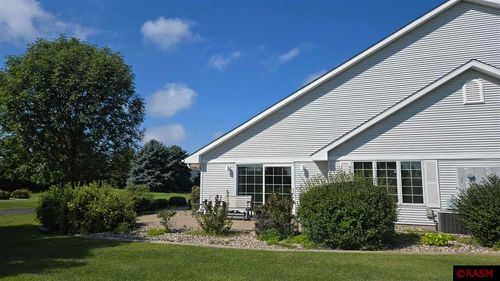 2122 Rolling Green Ln, North Mankato, MN, 56003-4441 | Card Image