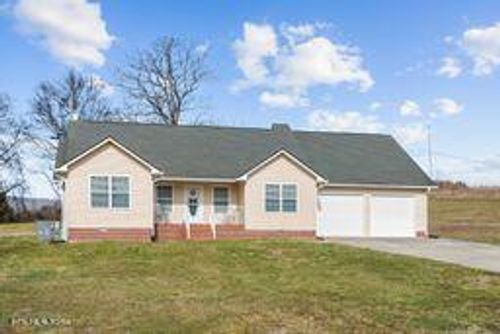 15 Eastwood Ln, Pikeville, TN, 37367-4022 | Card Image