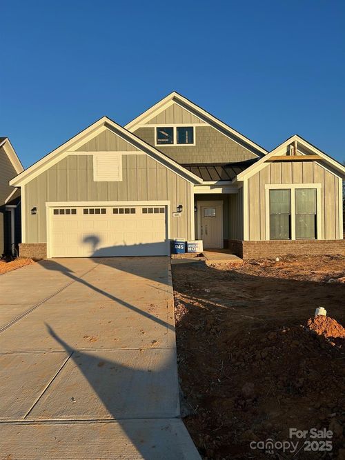 4185 Creek Bridge Cir, Charlotte, NC, 28215 | Card Image