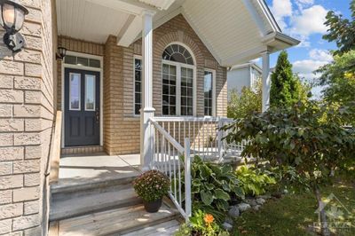 78 Monterossa St, House other with 3 bedrooms, 2 bathrooms and 4 parking in Stittsville ON | Image 3