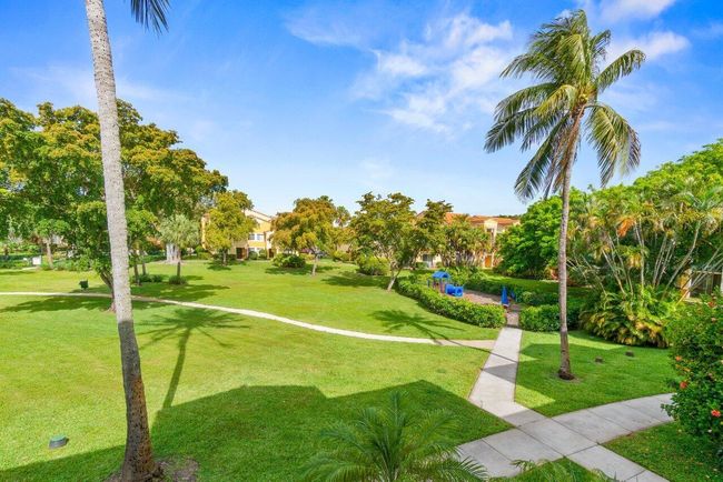 APT-206 - 127 Yacht Club Way, Condo with 2 bedrooms, 2 bathrooms and null parking in Hypoluxo FL | Image 22