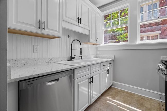APT-11 - 20 Collier Rd Nw, Condo with 1 bedrooms, 1 bathrooms and null parking in Atlanta GA | Image 11