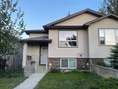 766 Mount Sundance Lane W, Lethbridge, AB, T1J0T3 | Card Image