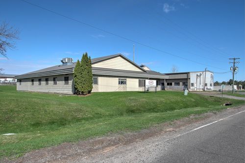 1895 Frontage Rd, Mora, MN, 55051-7133 | Card Image
