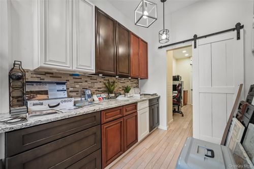 middle-store-60 E Hartsdale Avenue, Greenburgh, NY, 10530 | Card Image