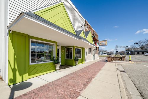 4209 Lake St, Bridgman, MI, 49106-9113 | Card Image