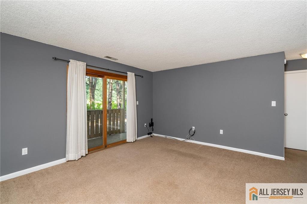 Residential in Plainsboro 5