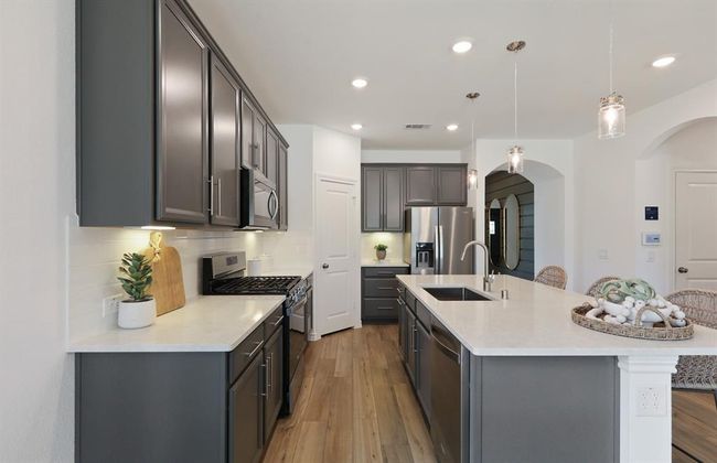 MODEL HOME images may NOT be consistent with the finished product. | Image 9
