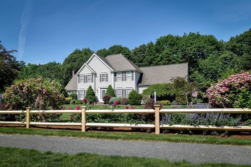 35 Orchard Rd, Ashland, MA, 01721-1487 | Card Image