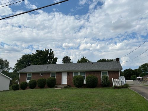 927 Kenwood Dr, Clarksville, TN, 37043-2025 | Card Image