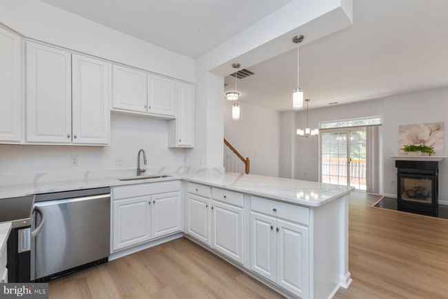 201 - 1859 Cedar Cove Way, Townhouse with 4 bedrooms, 3 bathrooms and null parking in WOODBRIDGE VA | Image 7