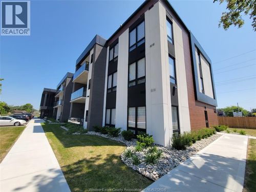 304-140 Main St E, Kingsville, ON, N9Y1A6 | Card Image