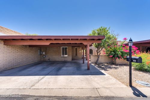 541 W Calle Lago, Tucson, AZ, 85704 | Card Image