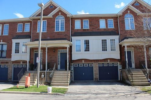 46-19 Foxchase Ave, Woodbridge, ON, L4L9N1 | Card Image