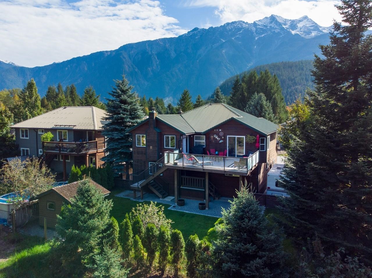 1481 Hemlock Street, House other with 7 bedrooms, 3 bathrooms and 4 parking in Pemberton BC | Image 34