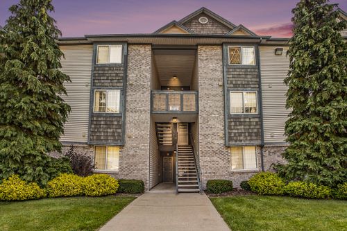 15-18372 North Ridge Court, Spring Lake, MI, 49456 | Card Image