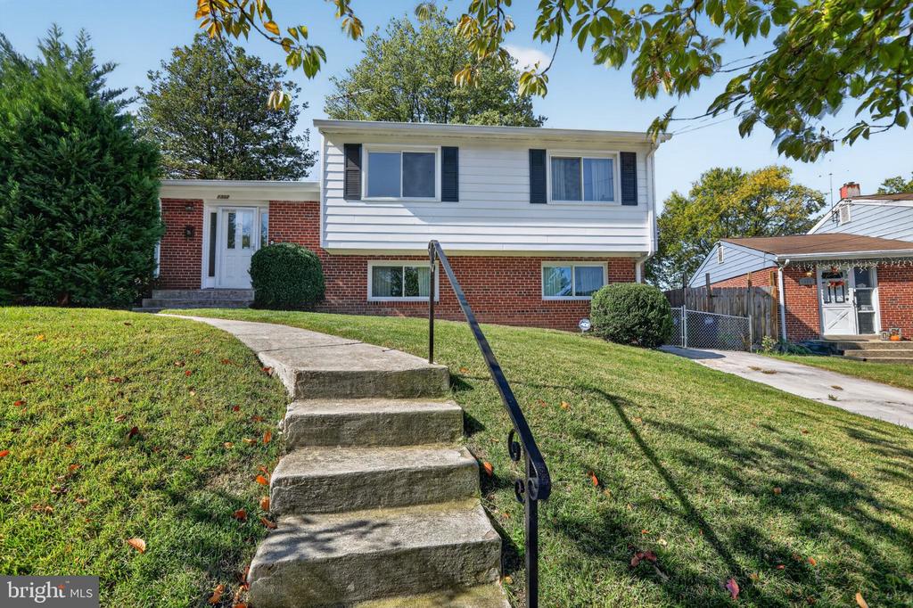 Residential in HYATTSVILLE