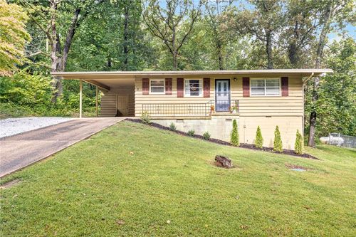 3 Sheneman Dr, Bella Vista, AR, 72715-8161 | Card Image