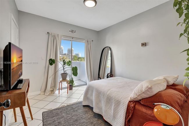 APT-402 - 3051 Sw 27 Th Ave, Condo with 1 bedrooms, 1 bathrooms and null parking in Miami FL | Image 15