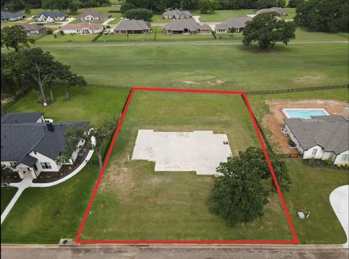 205 Hogan Ln, Hempstead, TX, 77445-4453 | Card Image
