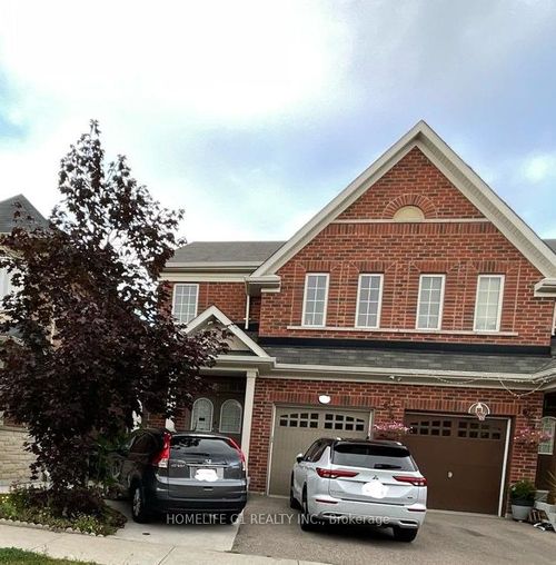 49 Loftsmoor Dr, Brampton, ON, L6R3R3 | Card Image