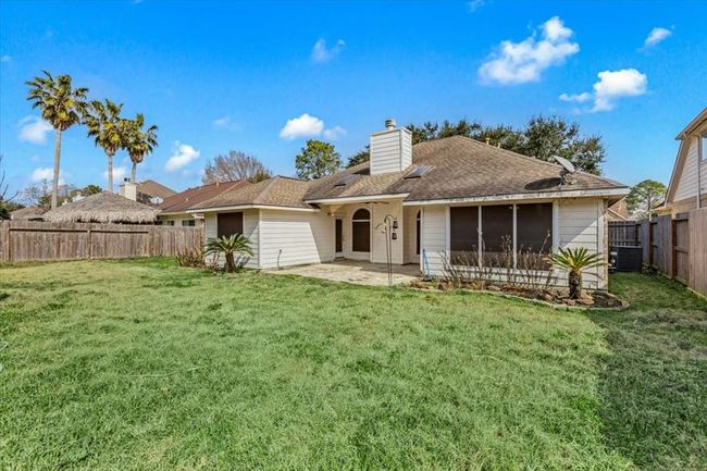 1940 Waterford Way, House other with 3 bedrooms, 2 bathrooms and null parking in Seabrook TX | Image 30