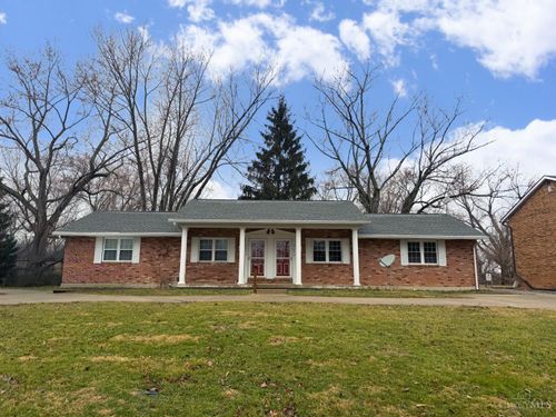 7636 Rosewood Dr, Blanchester, OH, 45107-1522 | Card Image