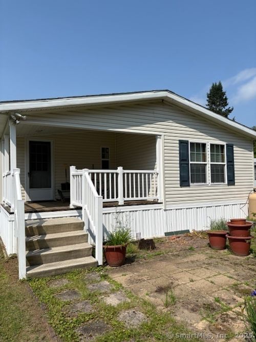 204 G St, Groton, CT, 06340-5372 | Card Image