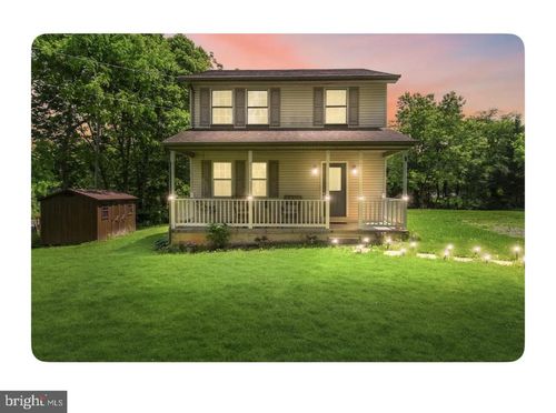 8 Whiting Ave, Boyce, VA, 22620-9640 | Card Image