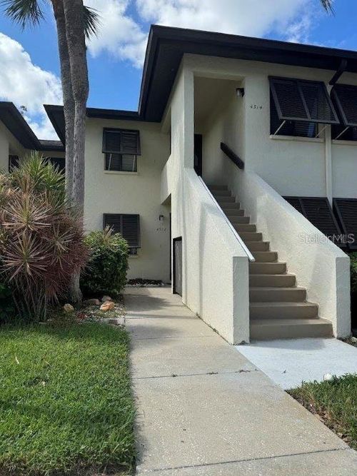 27-4512 Bravura Lake Dr, SARASOTA, FL, 34240 | Card Image