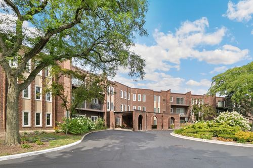 apt-307-1550 Sandpebble Dr, Wheeling, IL, 60090-5921 | Card Image