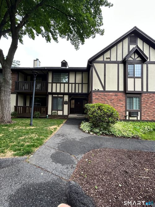 29-29 Rollingwood Dr, Brookfield, CT, 06804-2737 | Card Image