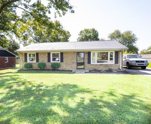 230 E Showalter Dr, Georgetown, KY, 40324-2013 | Card Image