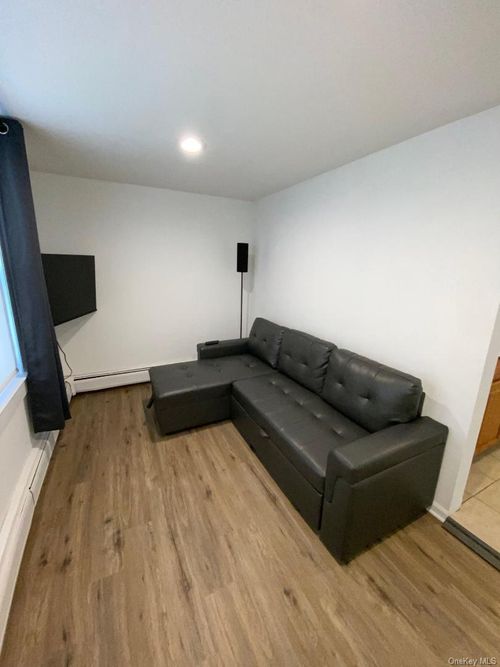 apt-5a-87 Deltic Rd, New City, NY, 10956-7247 | Card Image