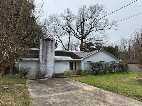 11065 E Dogwood Dr, Gulfport, MS, 39503-3930 | Card Image