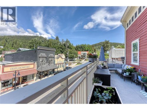 10-2044 Washington Street, Rossland, BC, V0G1Y0 | Card Image