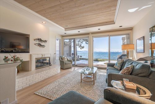 8000 North Lake Boulevard, Kings Beach, CA, 96143 | Card Image