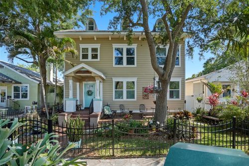 140 13th Ave Ne, ST PETERSBURG, FL, 33701-1204 | Card Image