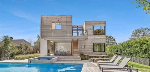 42 Library Ave, Westhampton Beach, NY, 11978-2633 | Card Image