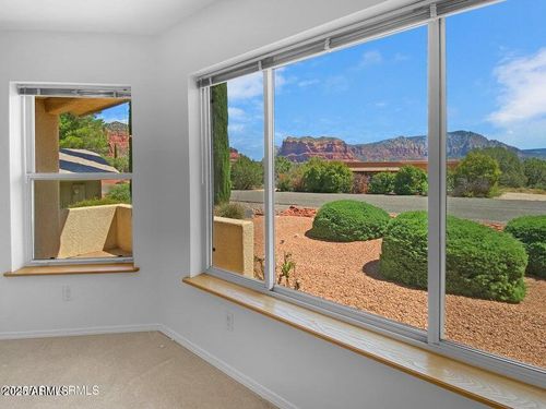 120 Skyline Dr, Sedona, AZ, 86351-7316 | Card Image
