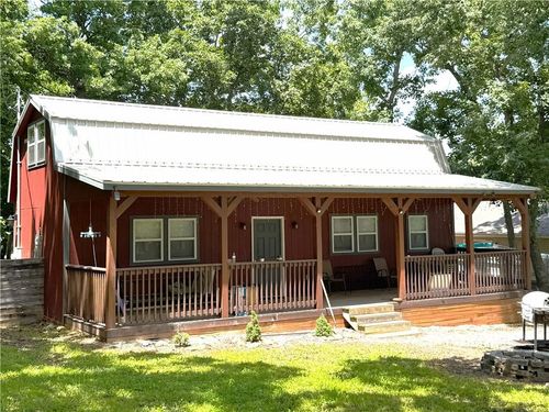 33 Mystic Ln, Linn Valley, KS, 66040-5422 | Card Image