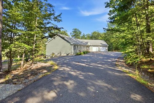 92 Chautauqua Rd, Fryeburg, ME, 04037-4223 | Card Image