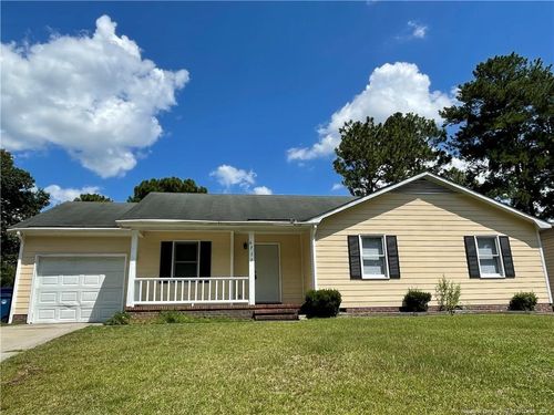 6717 Sandfield Ct, Fayetteville, NC, 28304-6028 | Card Image