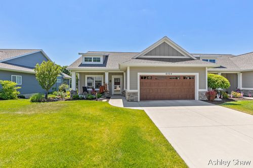 24-6424 Copperleaf Ct, Holland, MI, 49423-7920 | Card Image