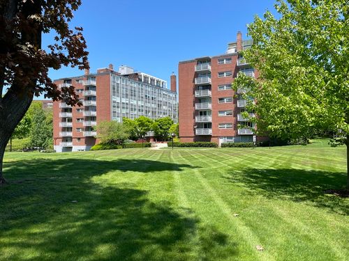 apt-15-70 Park St, Brookline, MA, 02446-6300 | Card Image